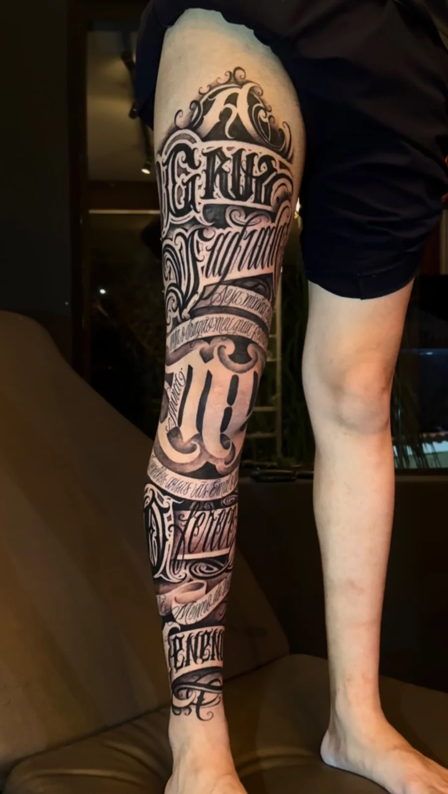 Tatuagem Fineline de alta precisão executada por João Pedro Laia