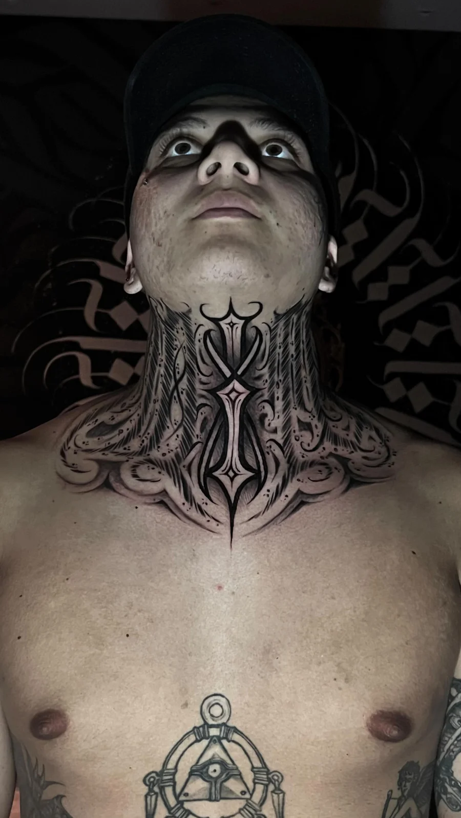 Tatuagem microrealismo e linhas finas
